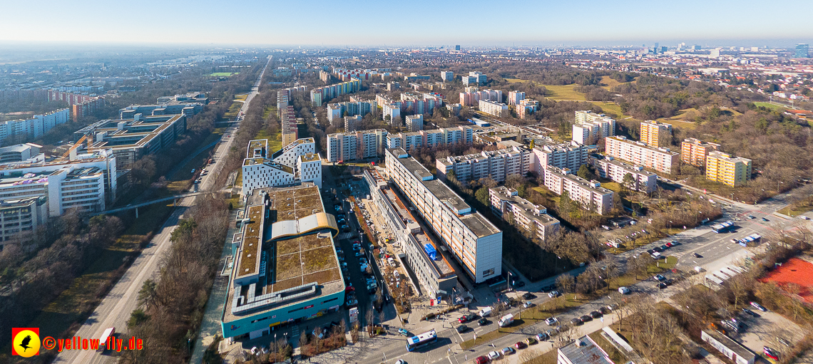 15.02.2023 - Plettzentrum mit Montessori Schule in Neuperlach